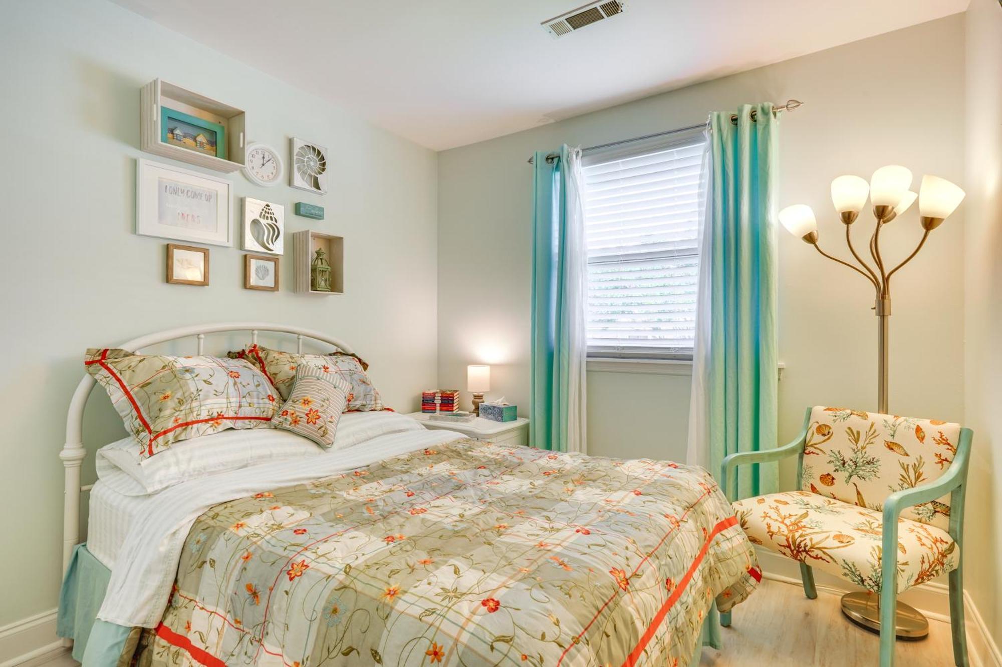 Cozy Goose Creek Escape With Patio And Grill Villa Exteriör bild